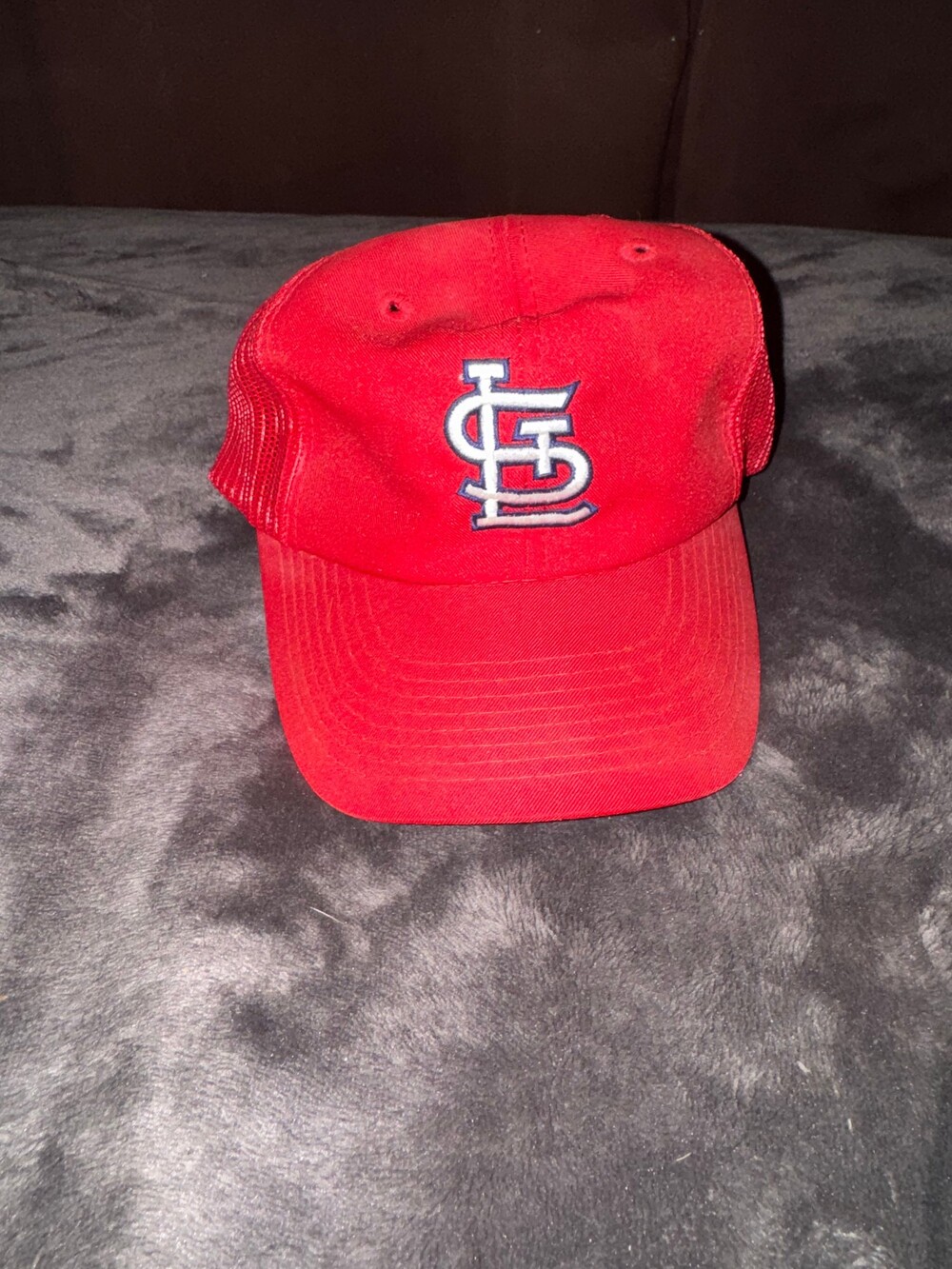 Vintage St. Louis Cardinals Red Mesh Baseball Cap One Size Fits All Snapback